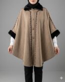 Cape  avec Col en Fourrure a Broderie