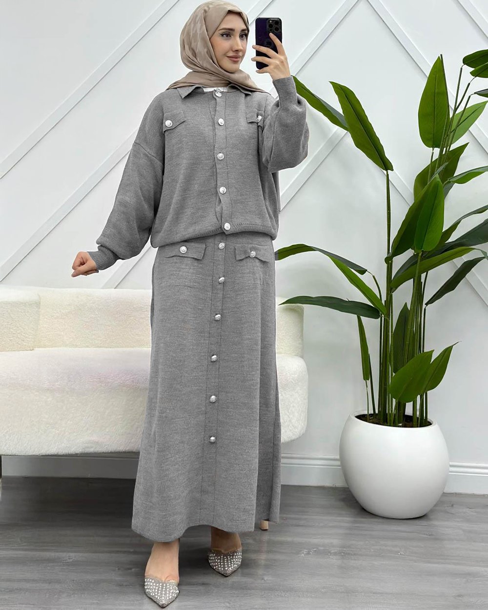 Ensemble Pull Et Jupe A buttons En Laine