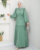 Robe
  Evassé A Ceinture