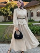 Ensemble Blouse avec col et jupe évasée